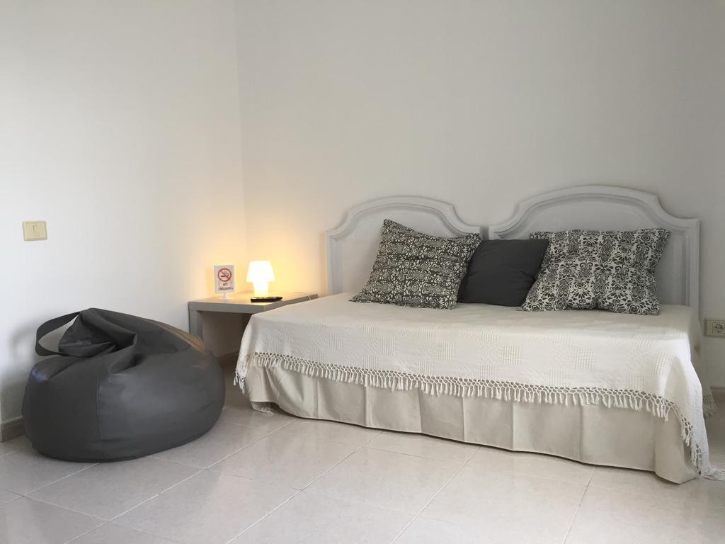 Apartamentos Flamboyant Adults Only Puerto del Carmen  Oda fotoğraf