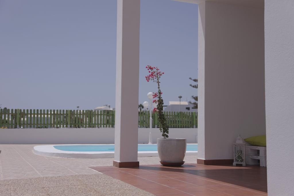 Apartamentos Flamboyant Adults Only Puerto del Carmen  Oda fotoğraf